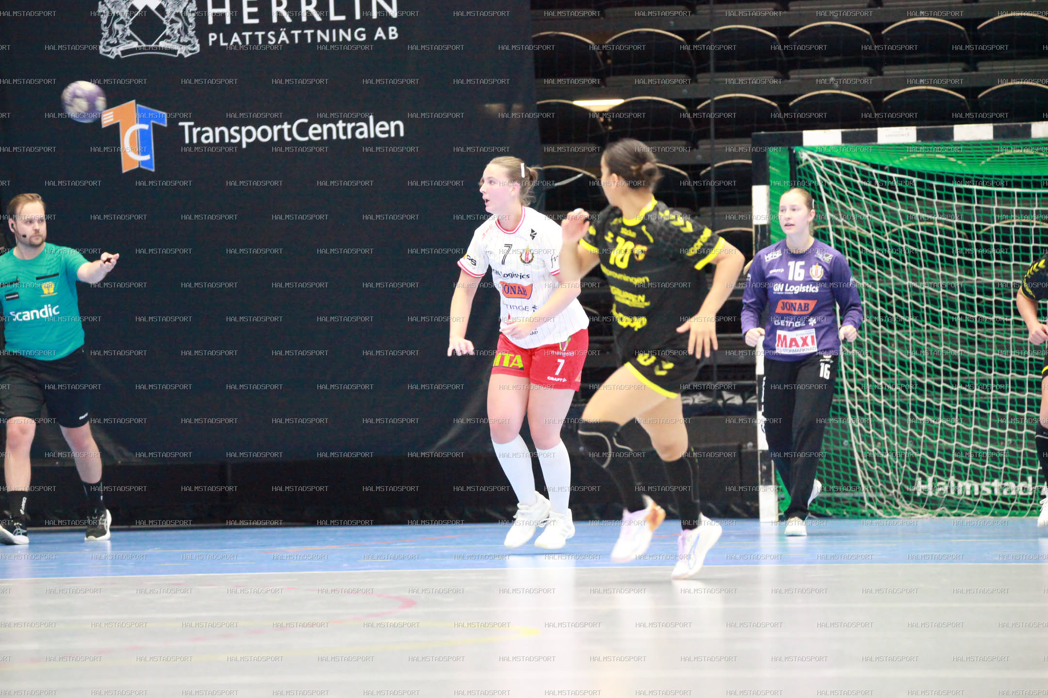 HK Drott - Kärra HF · Foto: Halmstadsport