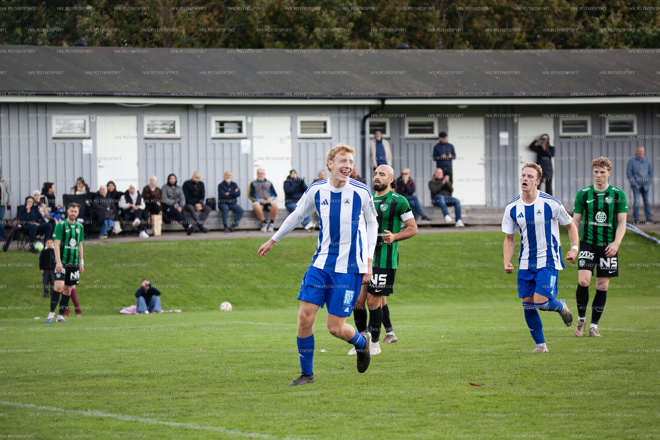 IF Centern - Högaborgs BK · Foto: Halmstadsport