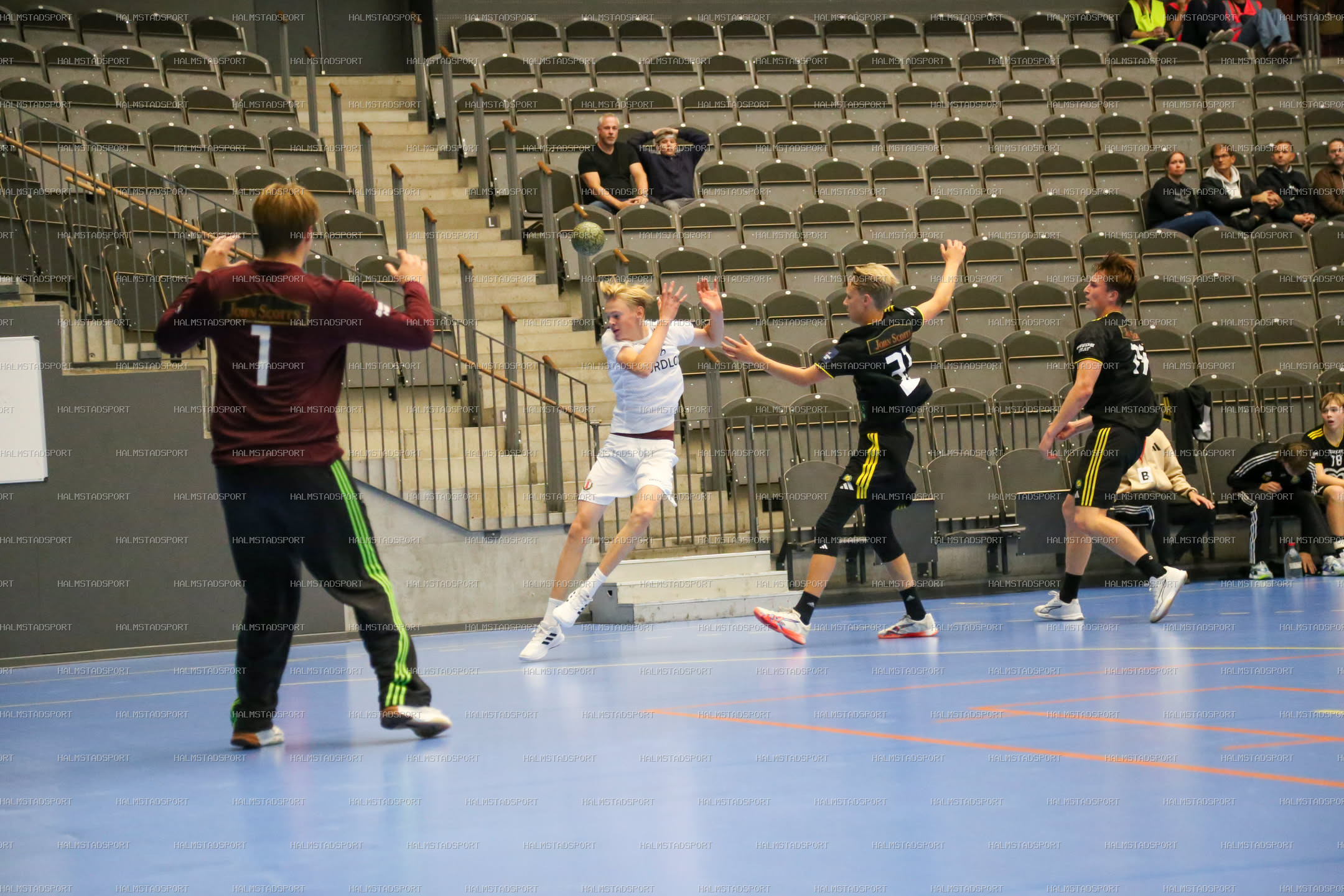 HK Drott - IK Sävehof · Foto: Halmstadsport
