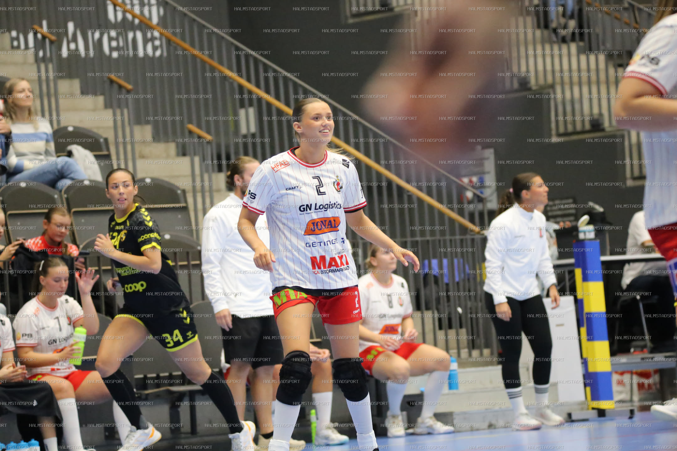 HK Drott - Kärra HF · Foto: Halmstadsport