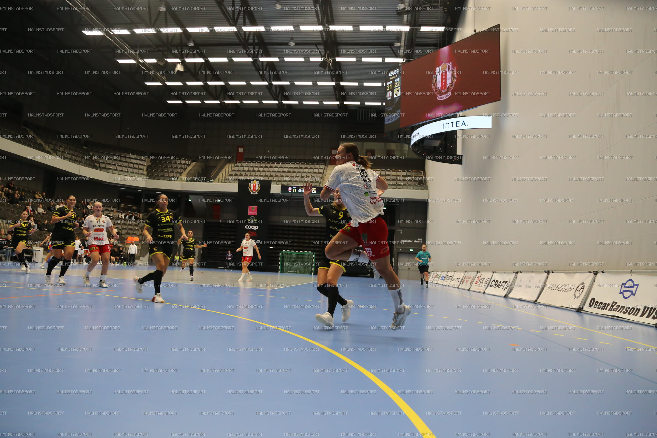 HK Drott - Kärra HF · Foto: Halmstadsport
