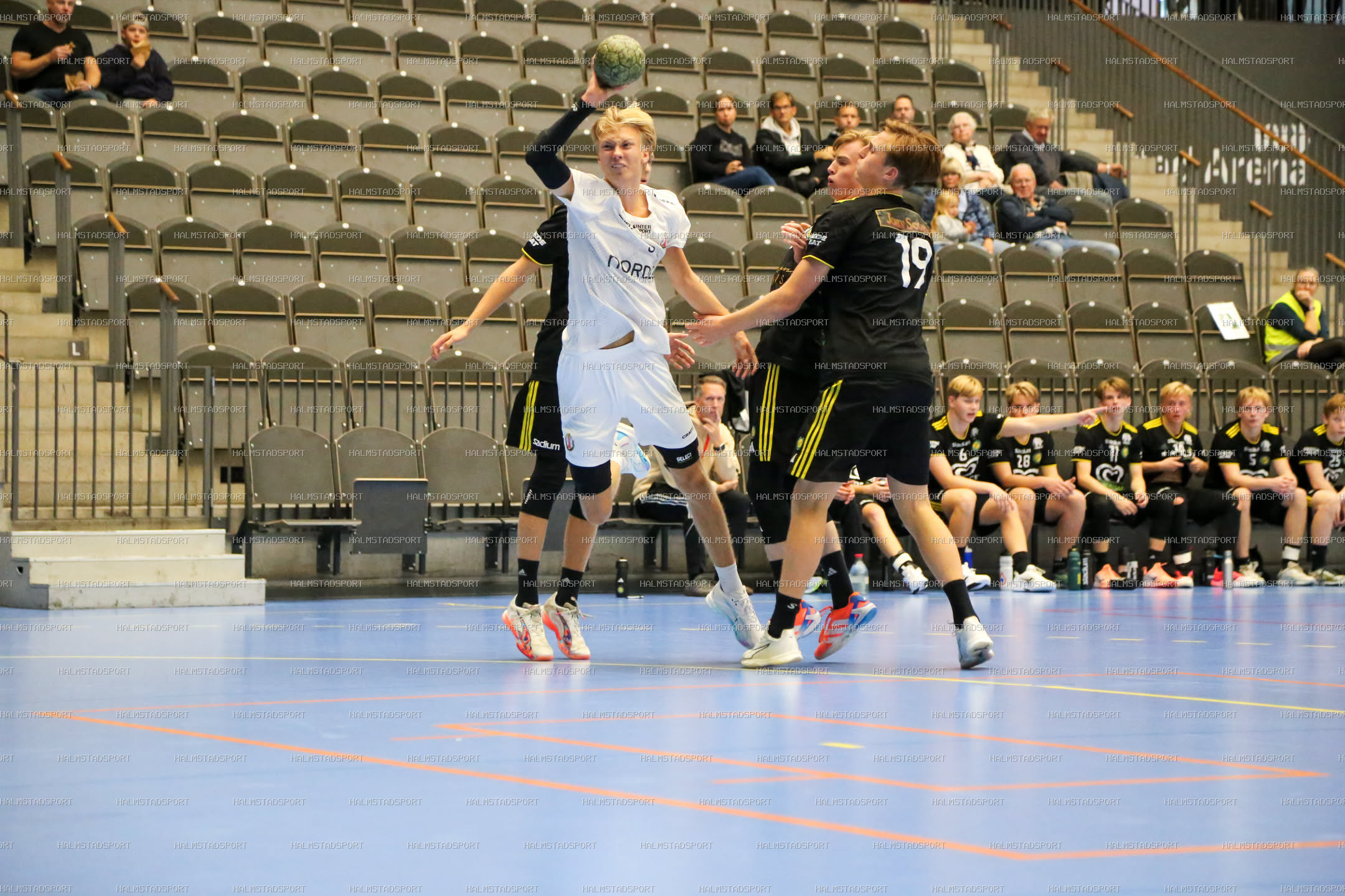 HK Drott - IK Sävehof · Foto: Halmstadsport