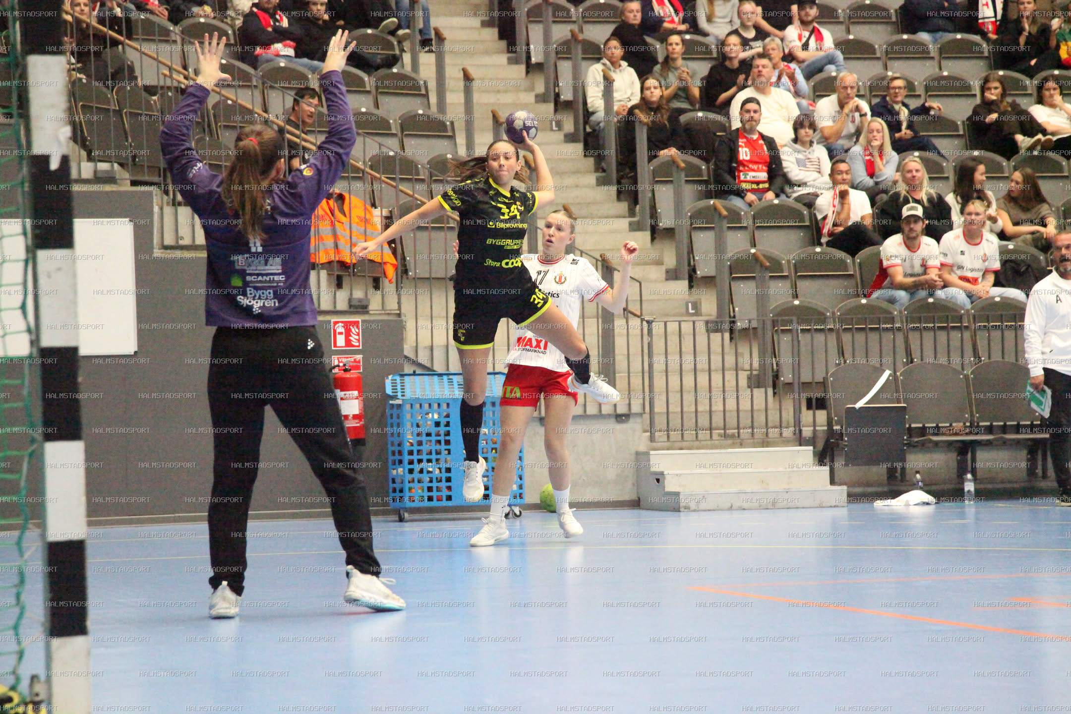 HK Drott - Kärra HF · Foto: Halmstadsport