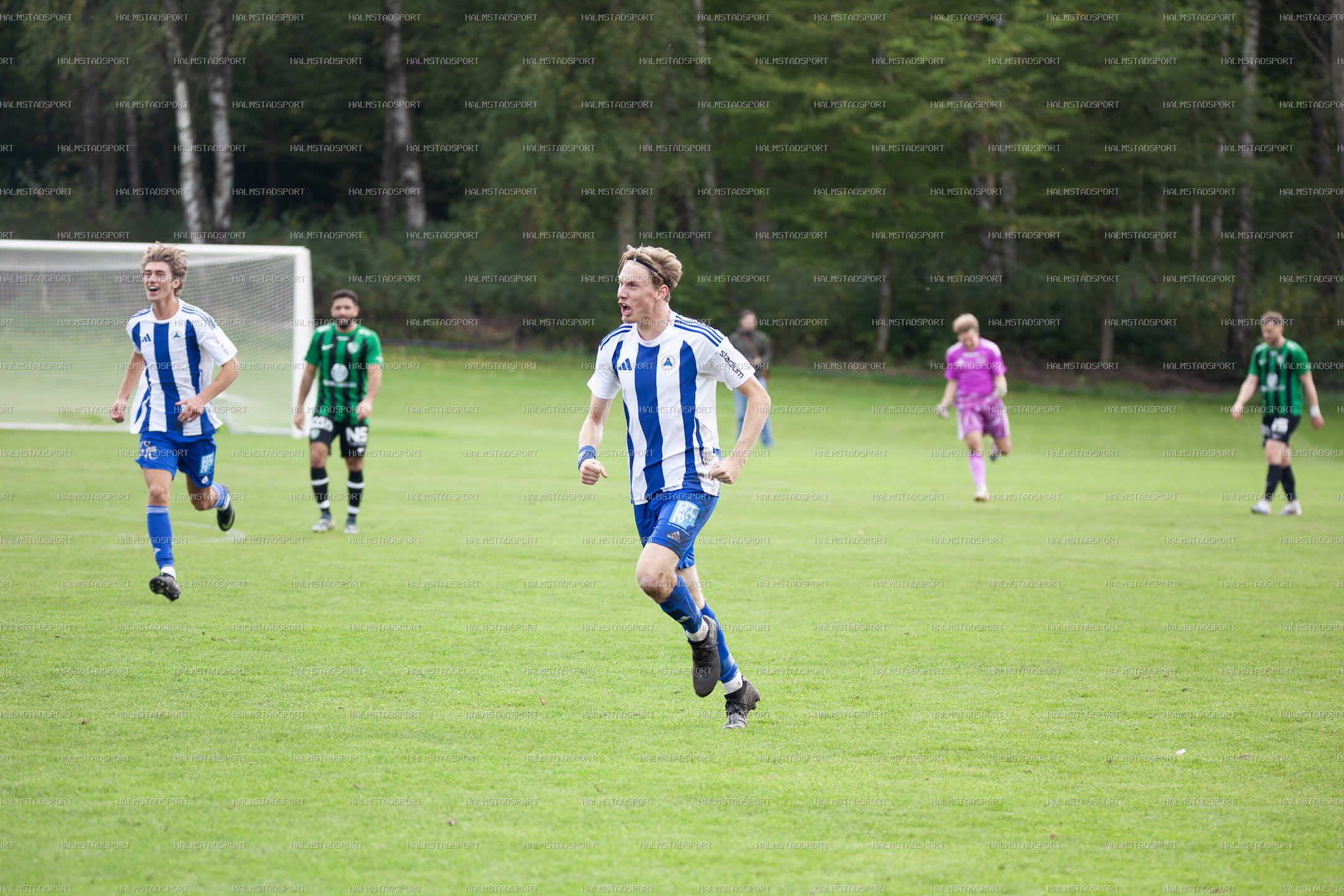 IF Centern - Högaborgs BK · Foto: Halmstadsport