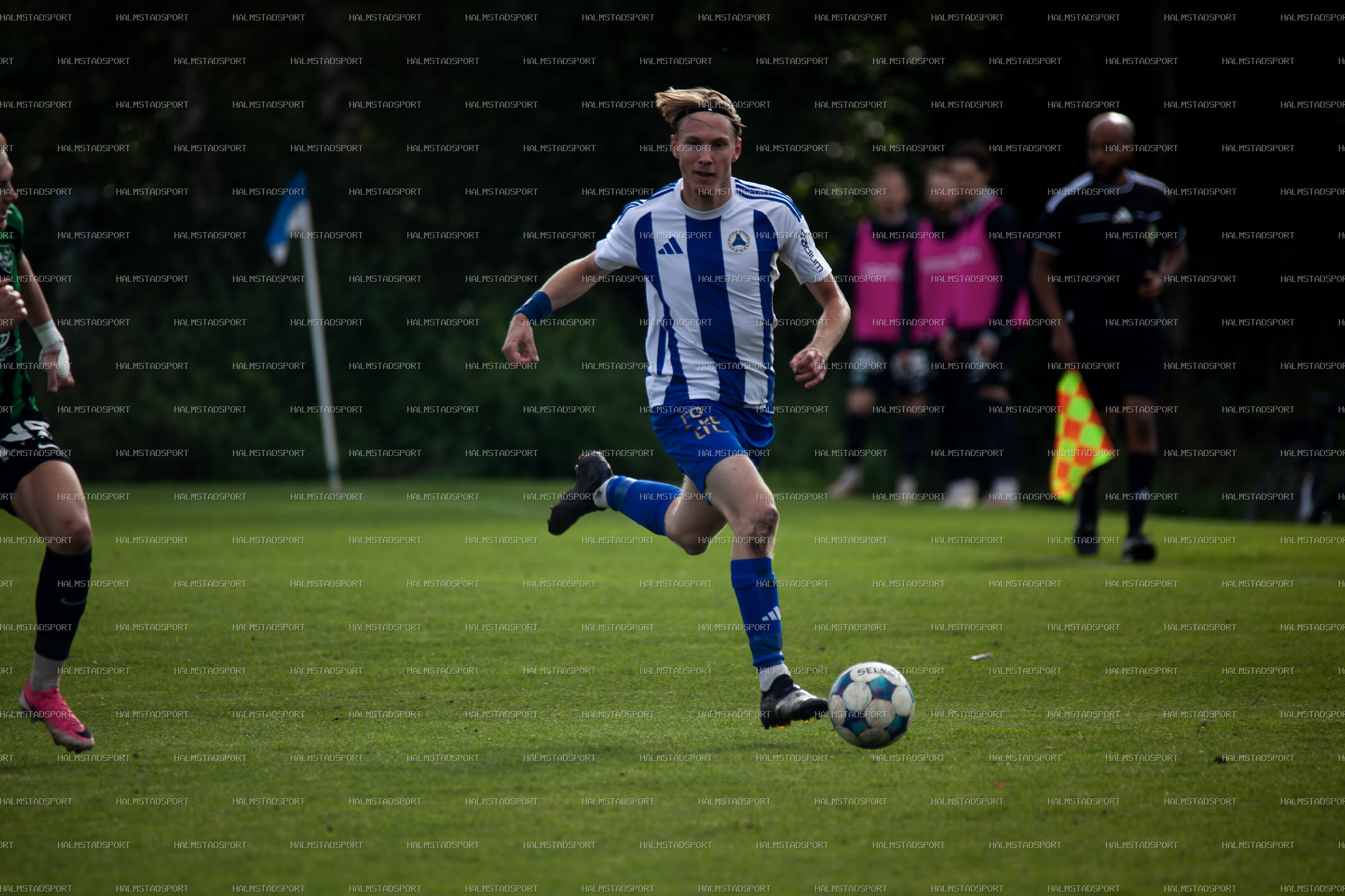 IF Centern - Högaborgs BK · Foto: Halmstadsport