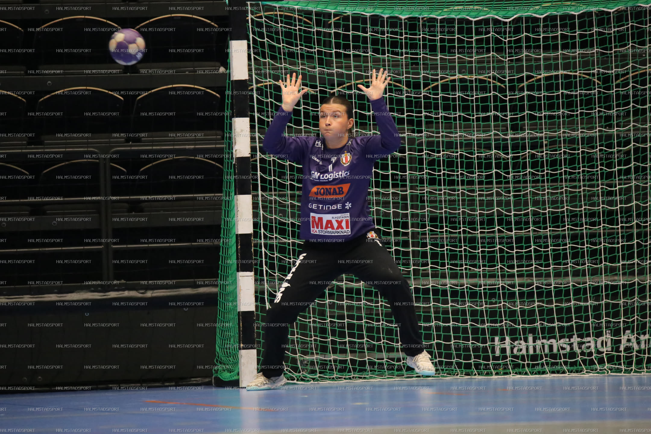 HK Drott - Kärra HF · Foto: Halmstadsport