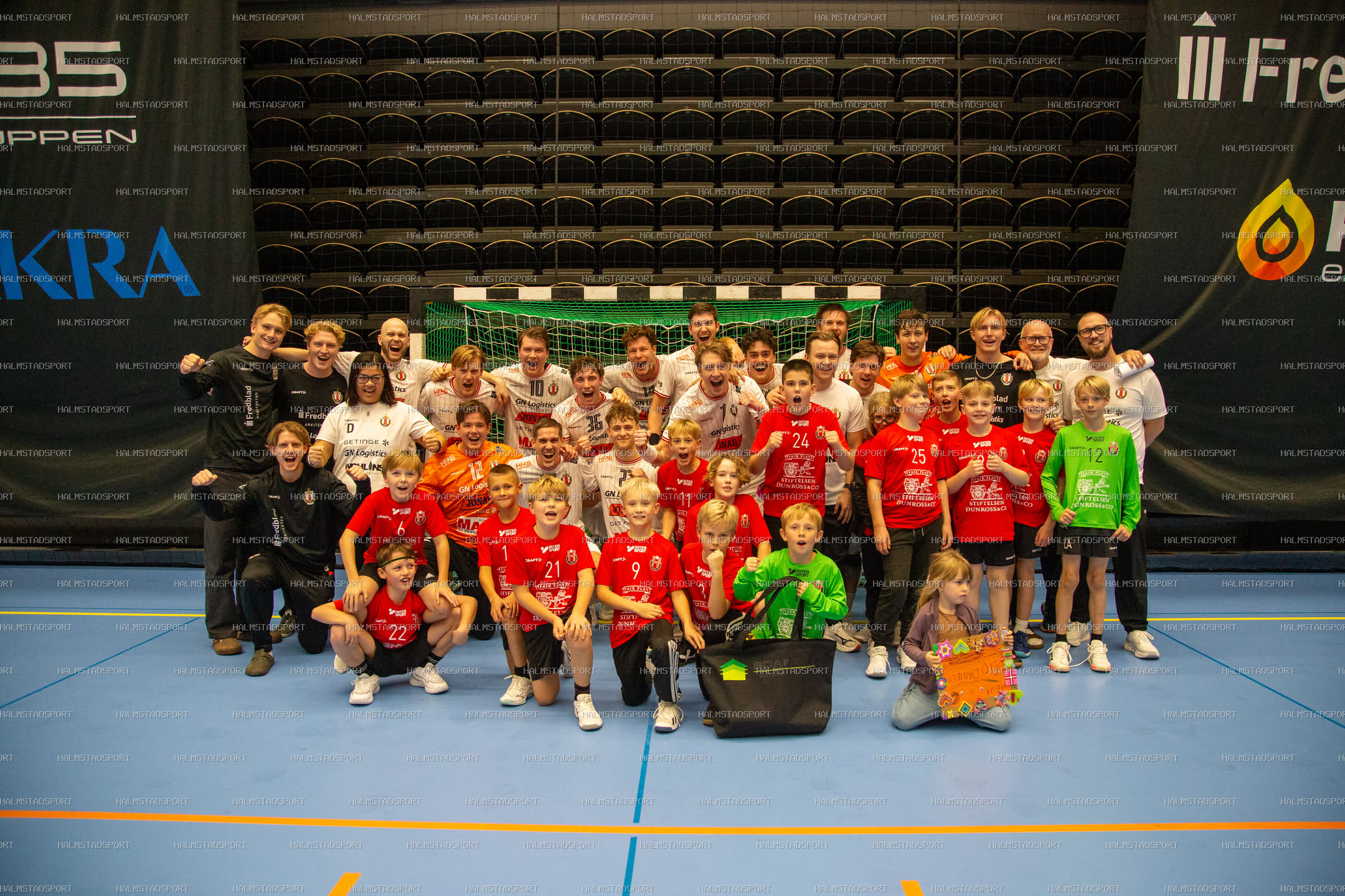 HK Drott - Västerås / Irsta HK Herr · Foto: Halmstadsport