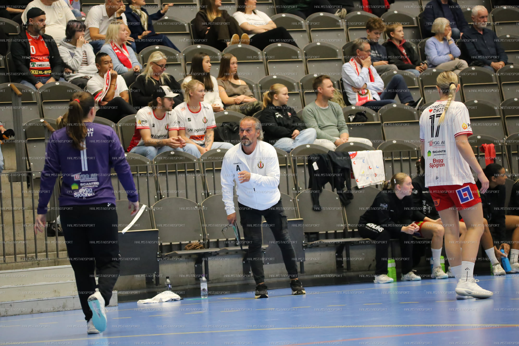 HK Drott - Kärra HF · Foto: Halmstadsport