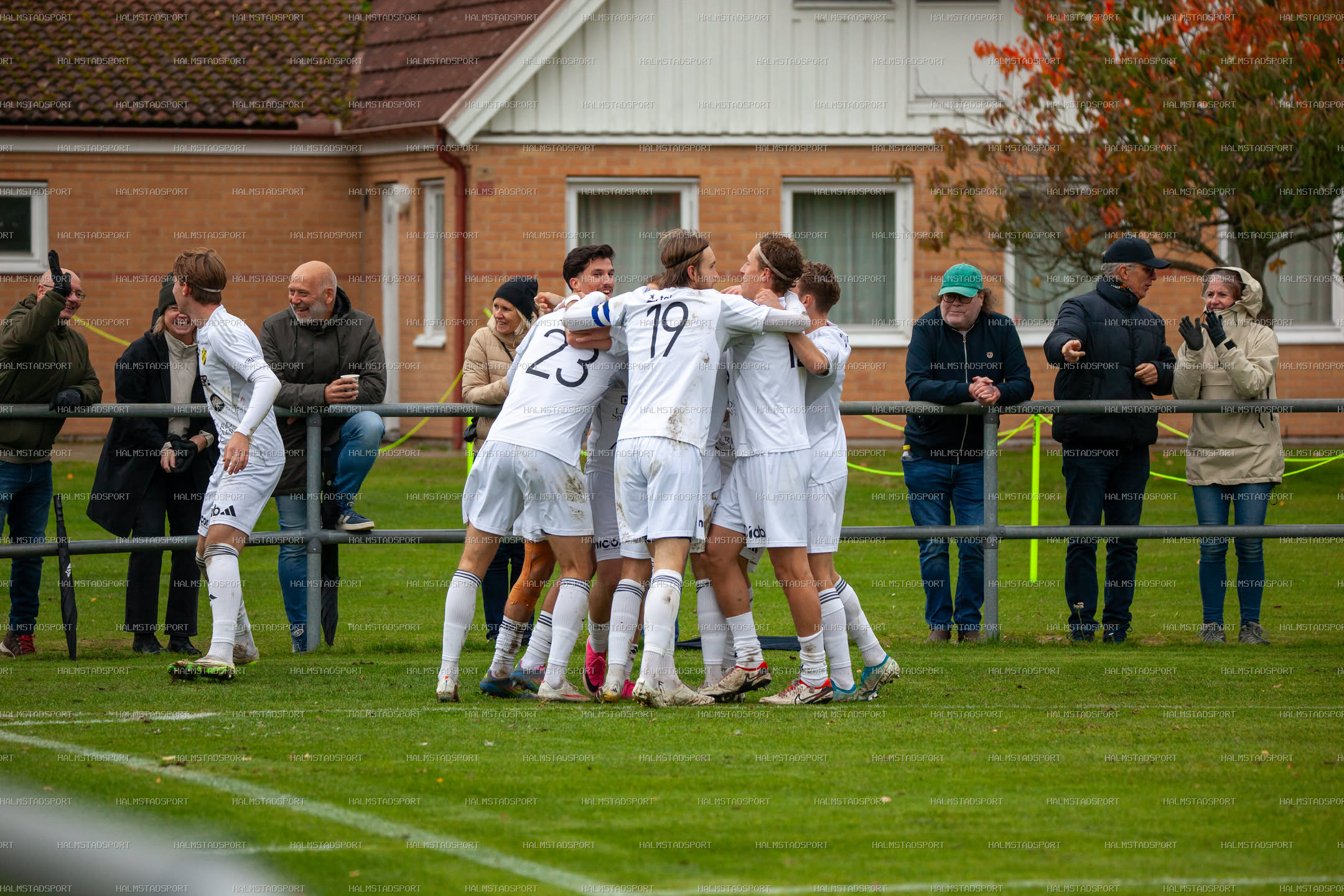Laholms FK - BK Olympic · Foto: Halmstadsport