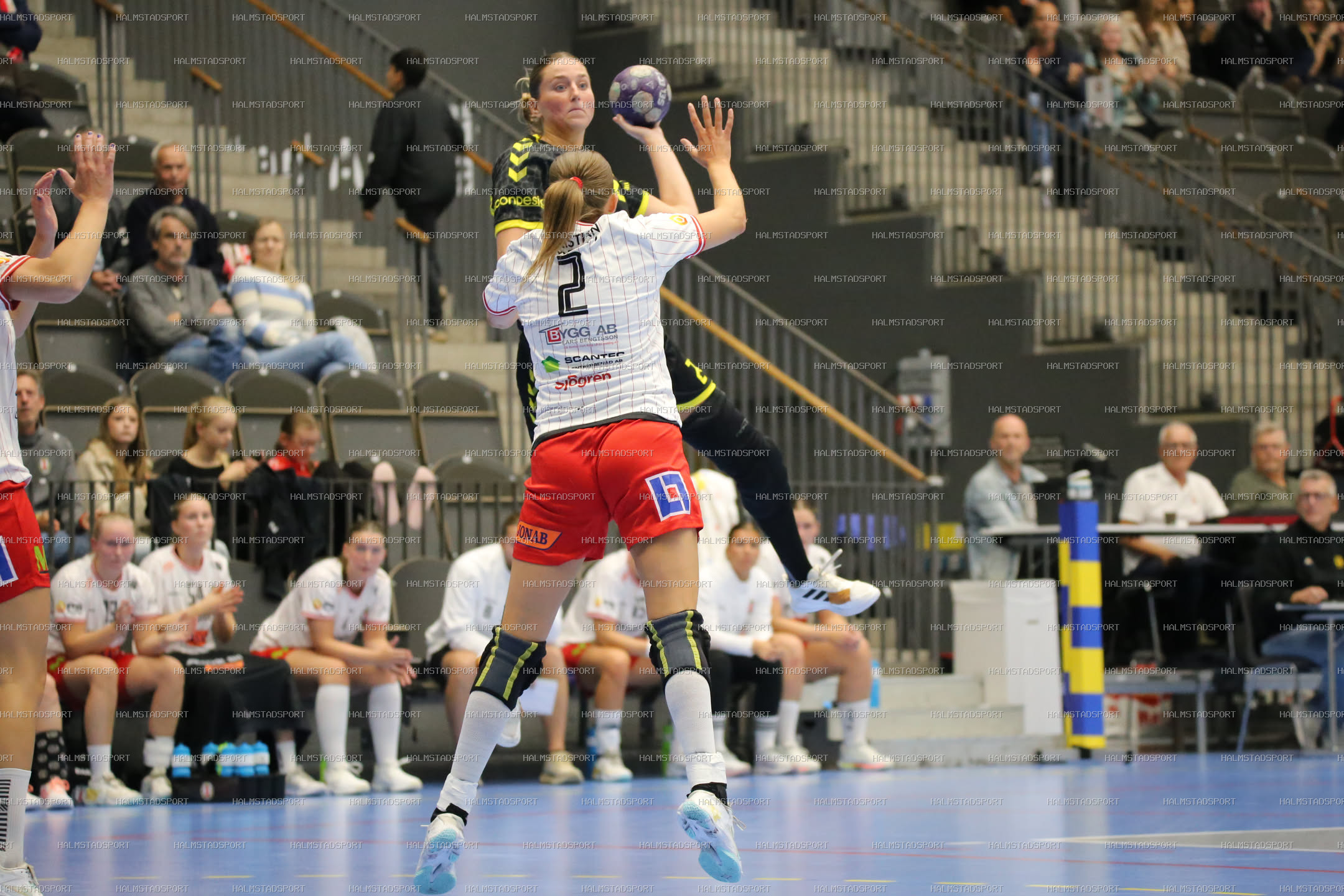 HK Drott - Kärra HF · Foto: Halmstadsport
