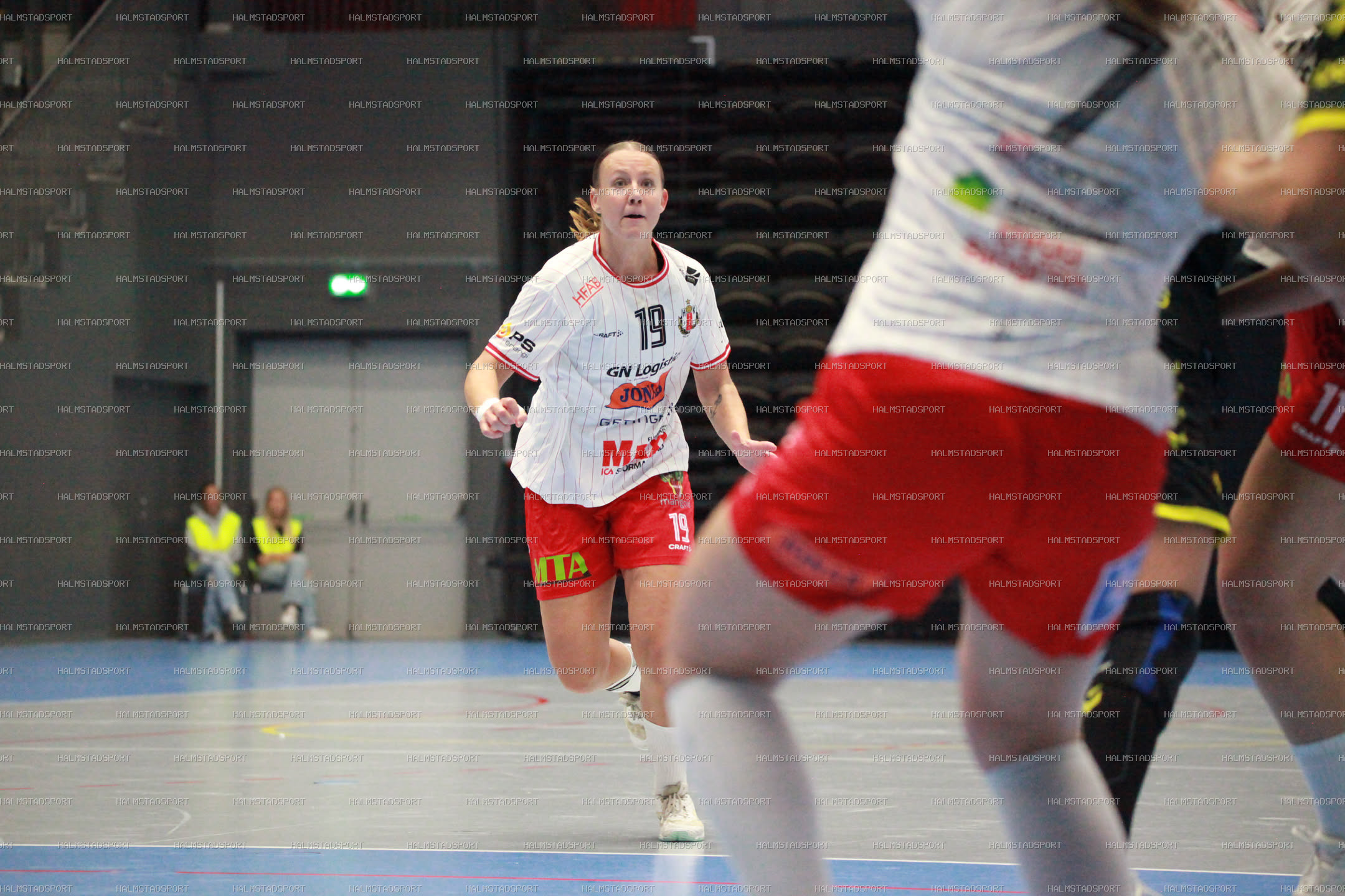 HK Drott - Kärra HF · Foto: Halmstadsport