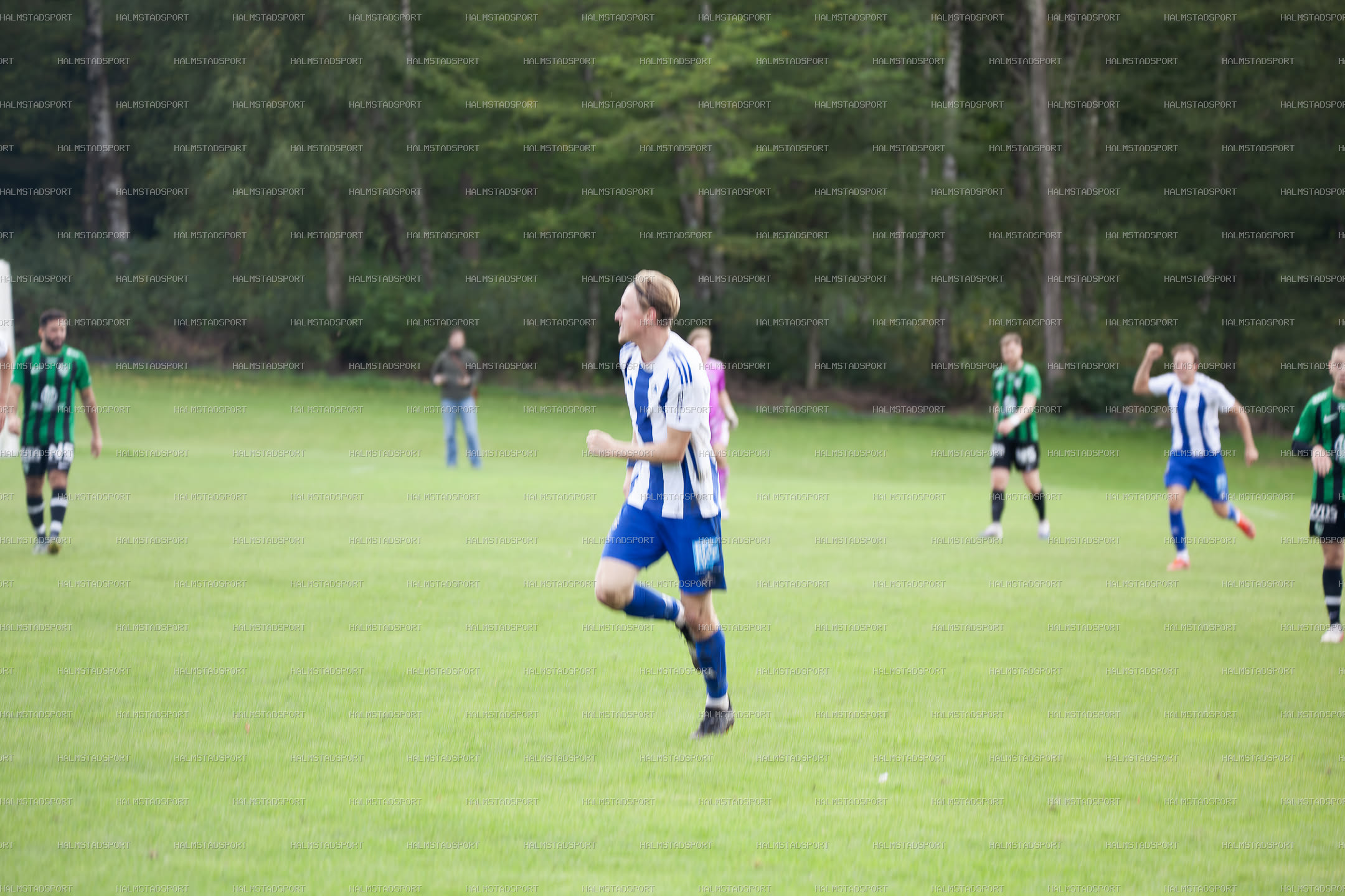 IF Centern - Högaborgs BK · Foto: Halmstadsport