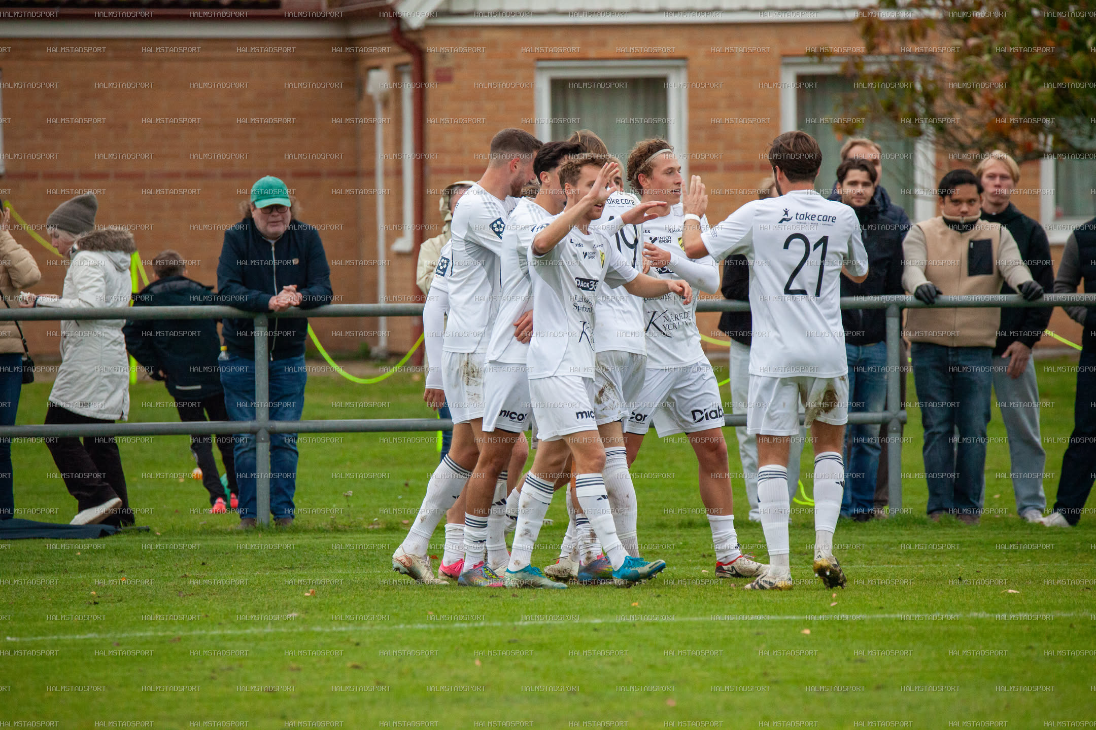 Laholms FK - BK Olympic · Foto: Halmstadsport